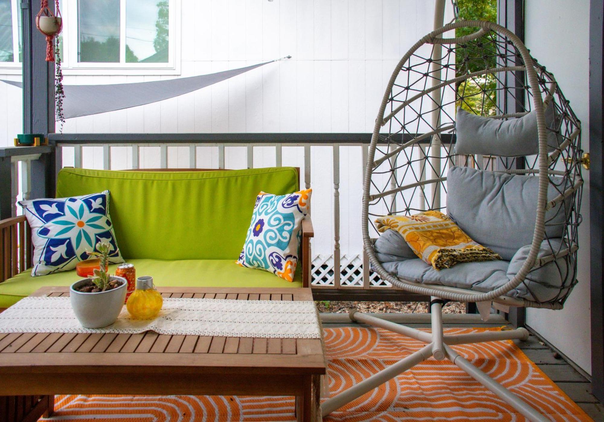 Stylish, Artsy Bungalow Central Eastside Austin Eksteriør billede